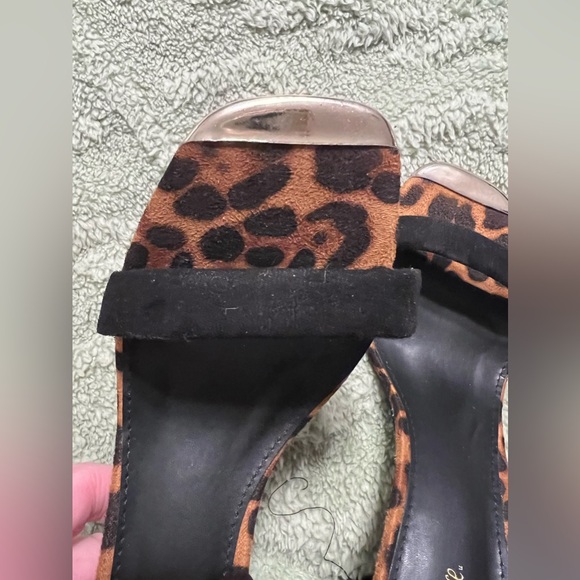Promise Women’s Leopard Heels - Picture 2 of 7